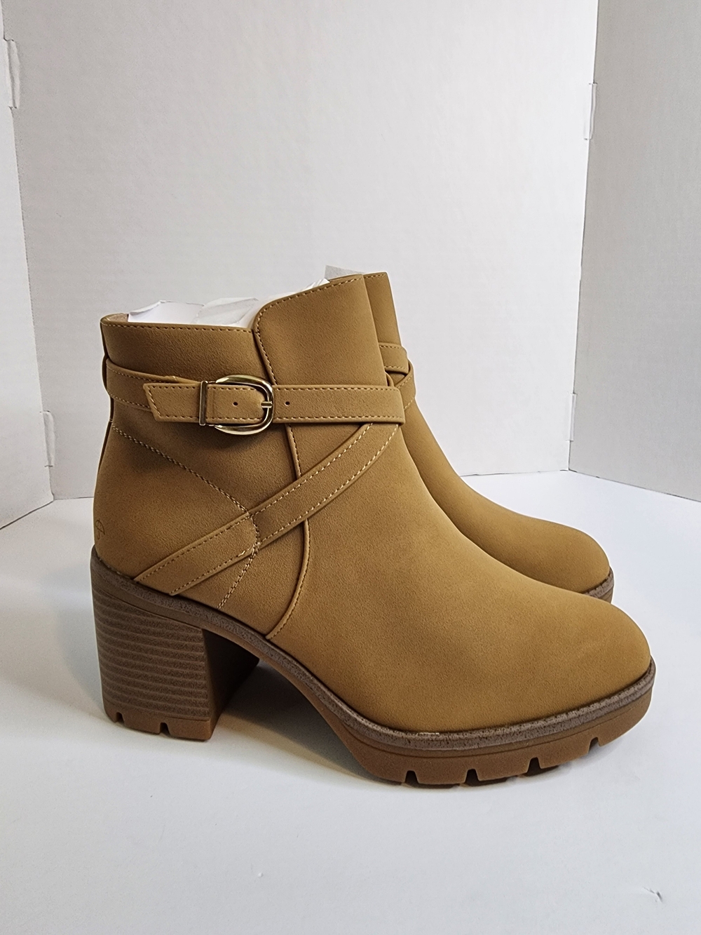 Naturalizer Camel Ankle Boots.  Water Repellent.  NIB. Women's Sz 9 Wide